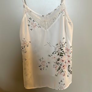 Dynamite Cami, White Floral. L